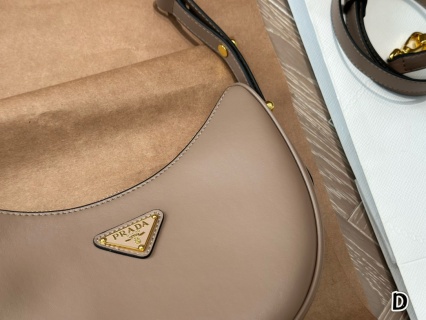 Prada Bag PR1401