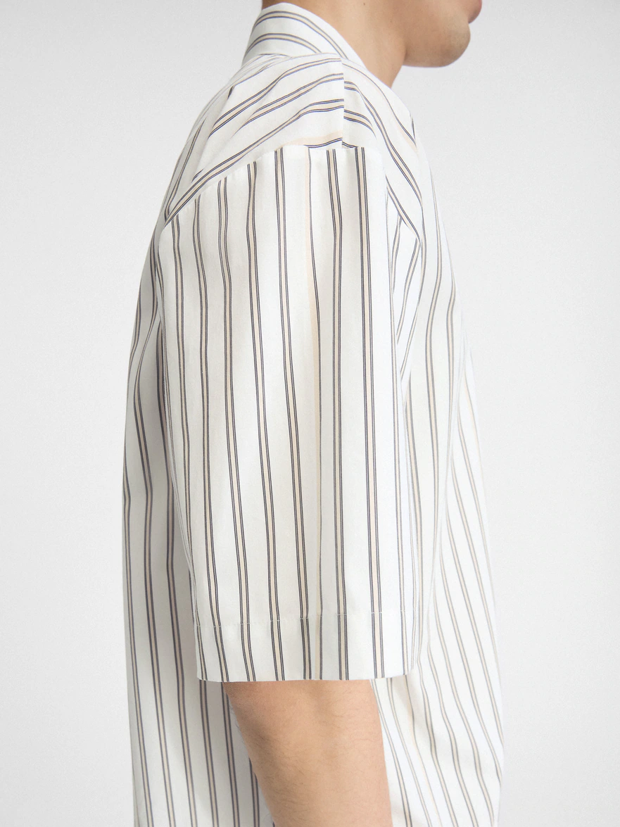 La chemise manches courte