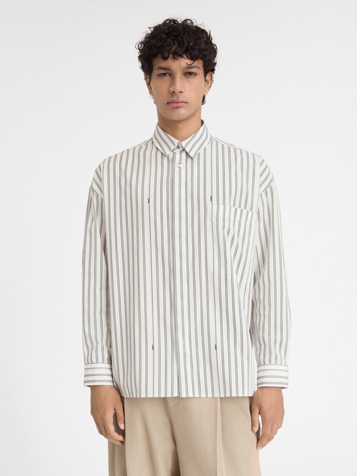 La chemise manches longues