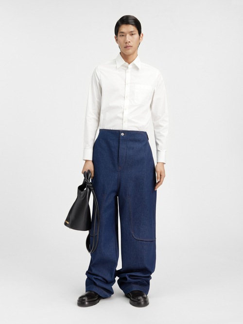 Le pantalon de-Nîmes Bell