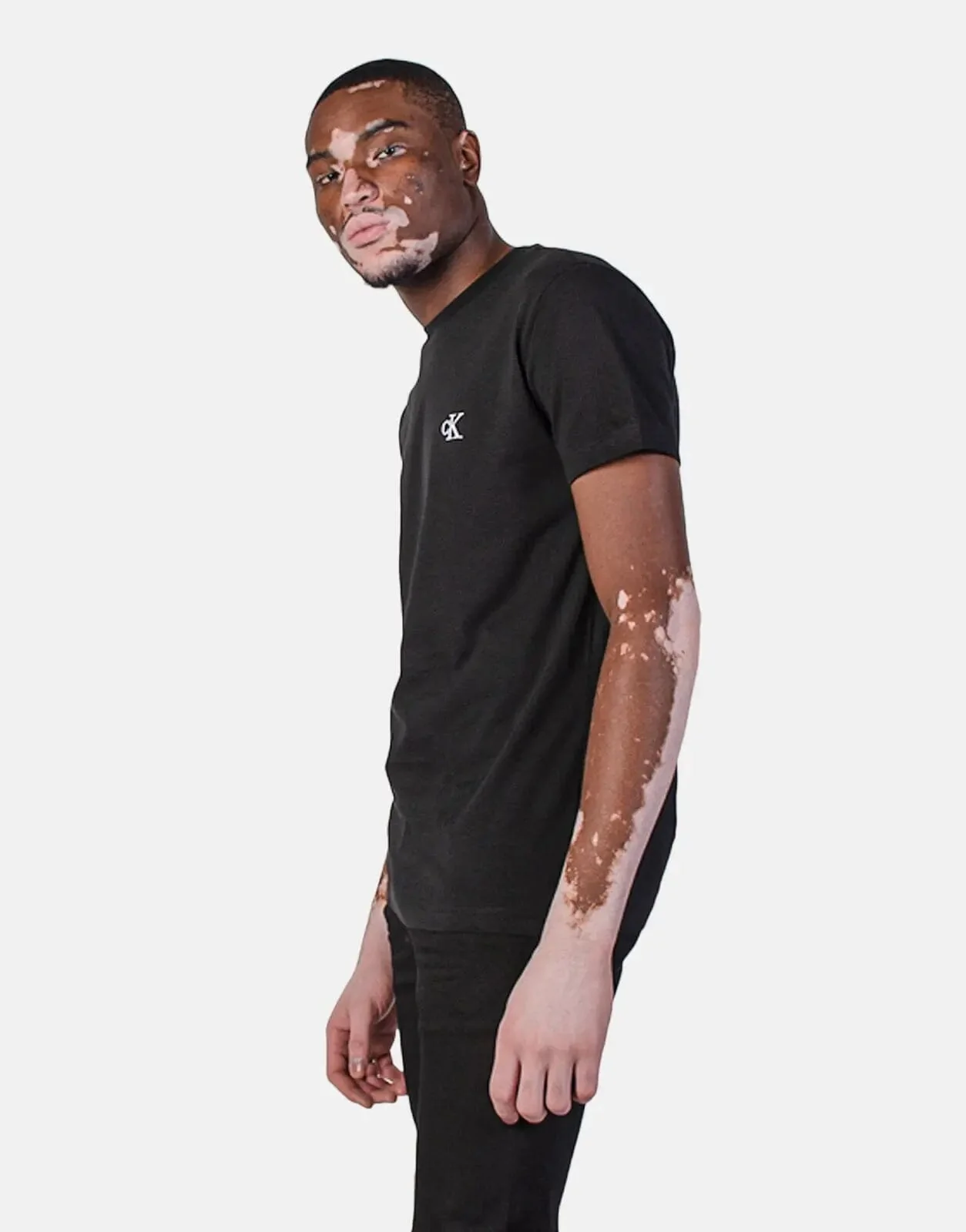 Calvin Klein Essential Slim T-Shirt