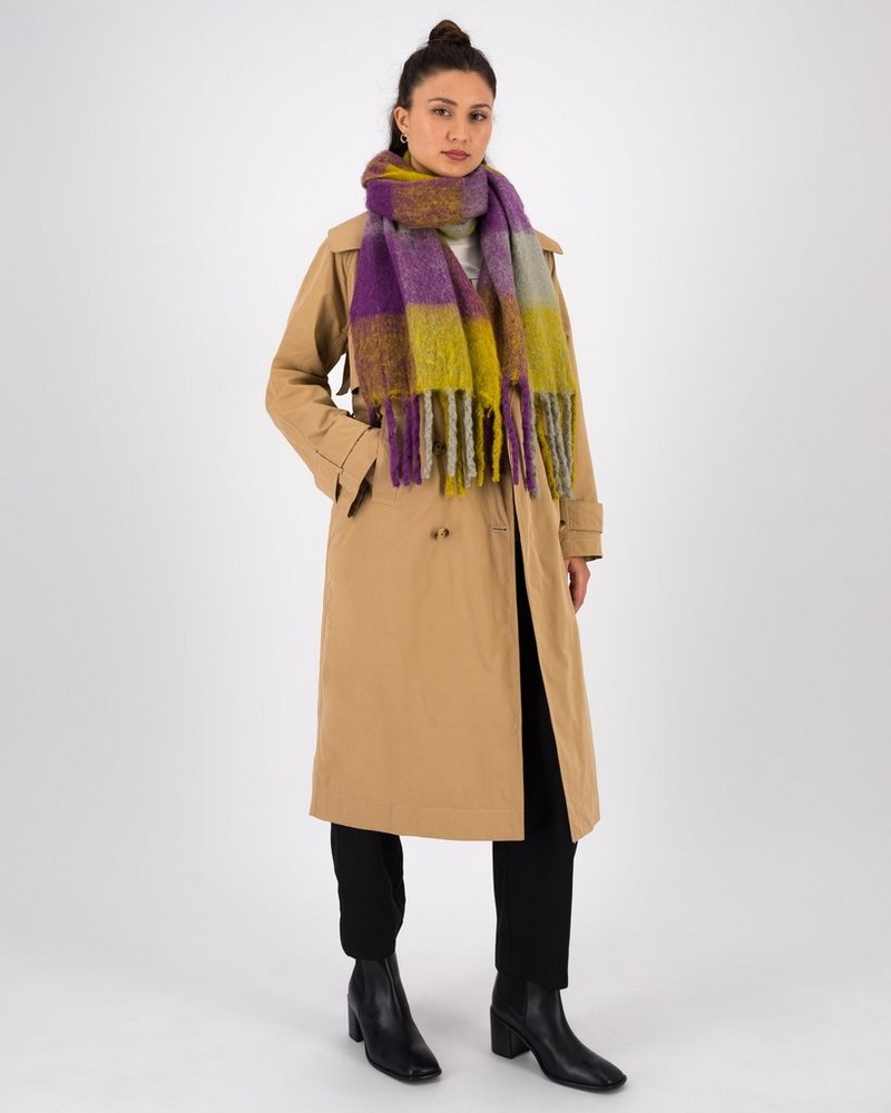 Women’s Devyn Check Scarf with Tassels