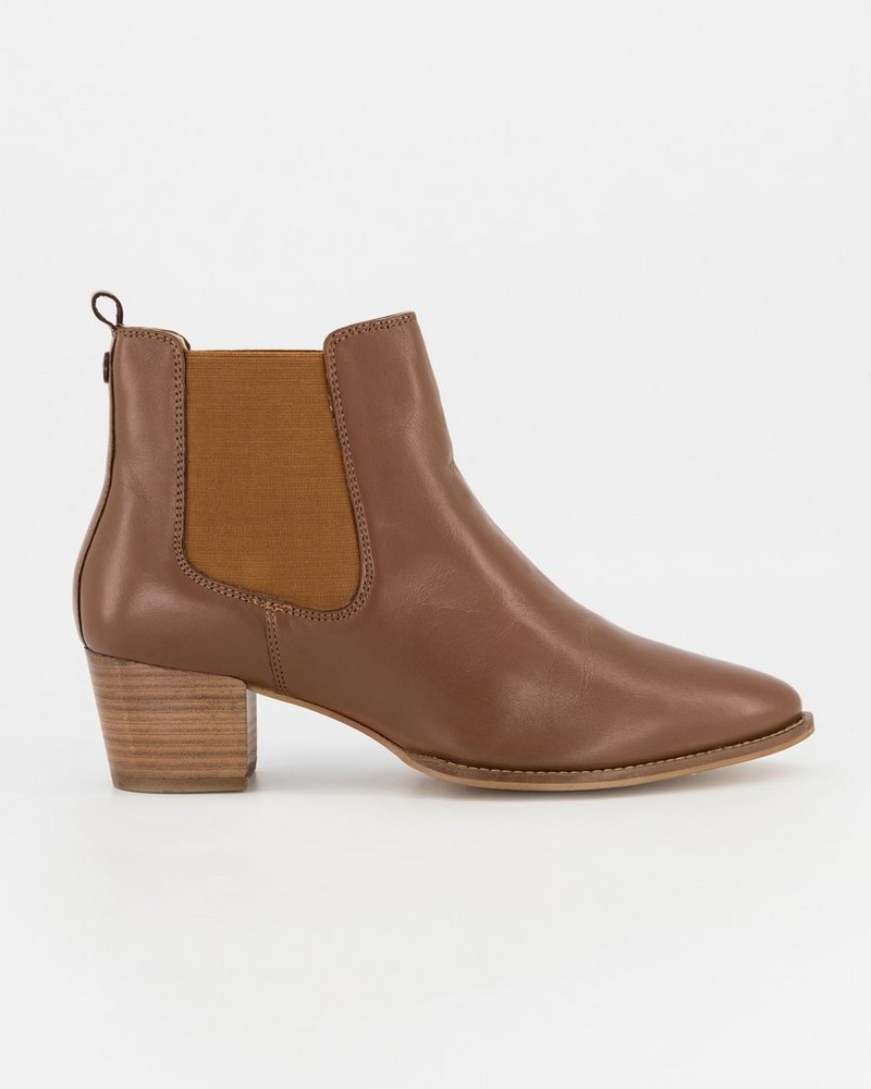 Women’s Odetta Leather Boot