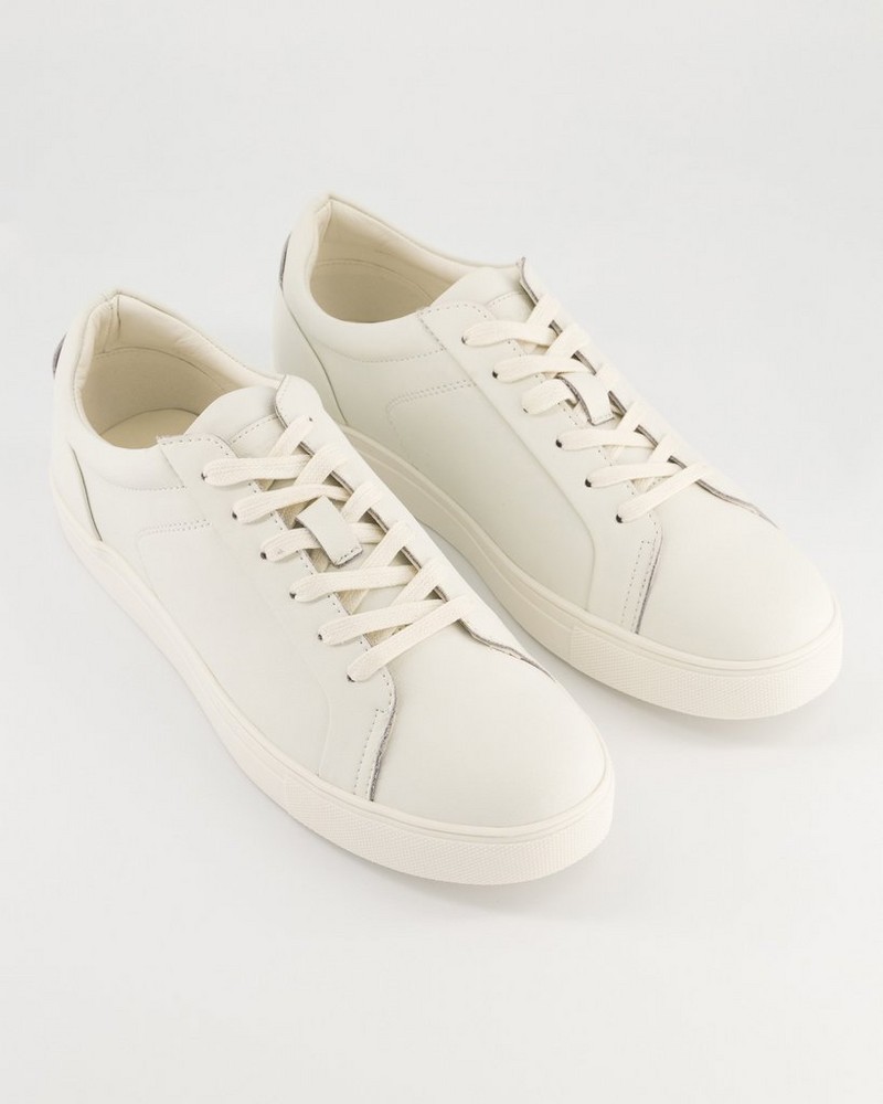 Men's Shaka Leather Sneaker