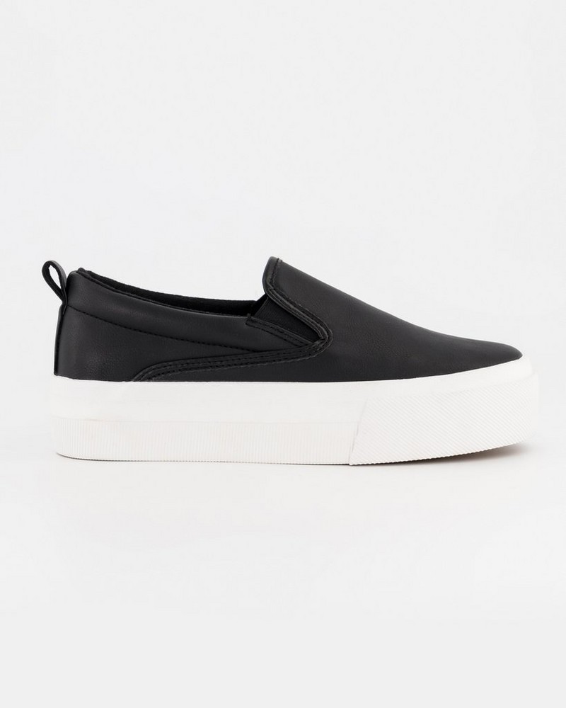 Women’s Azley Sneaker
