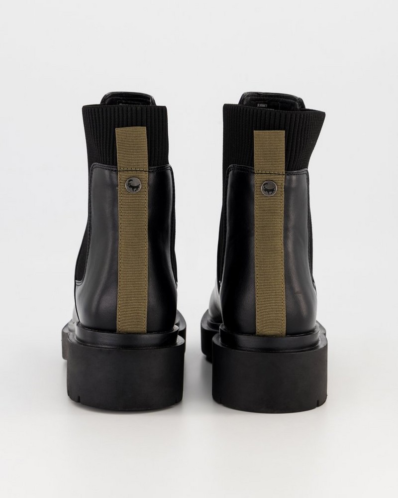 Women’s Yajna Boot
