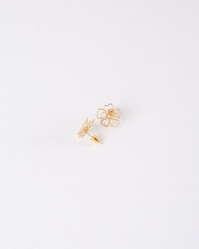 Women’s 3D Flower Stud Earrings