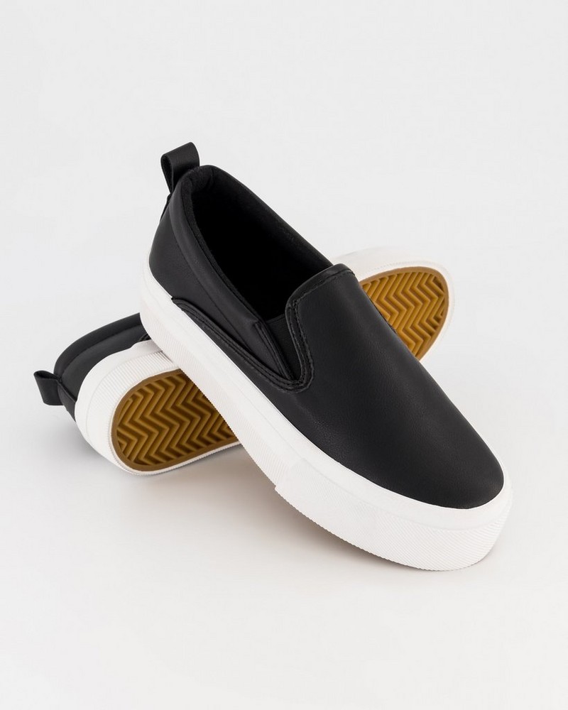 Women’s Azley Sneaker