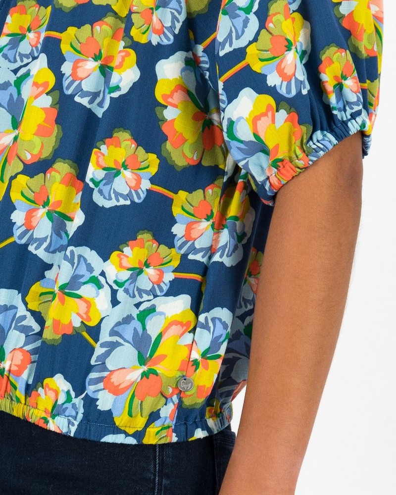 Women’s Azra Popover Blouse