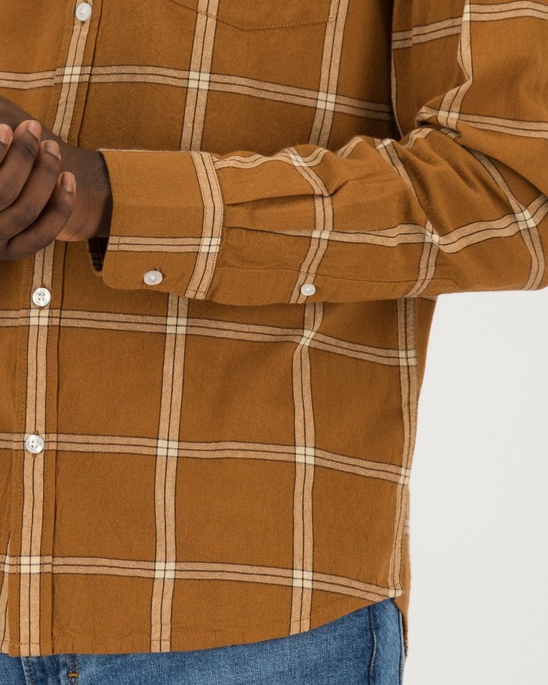 Men's Derek Textured Slim Fit Shirt