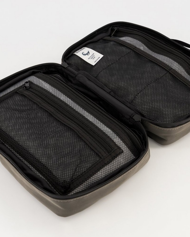 Men’s Gilly Toiletry Bag