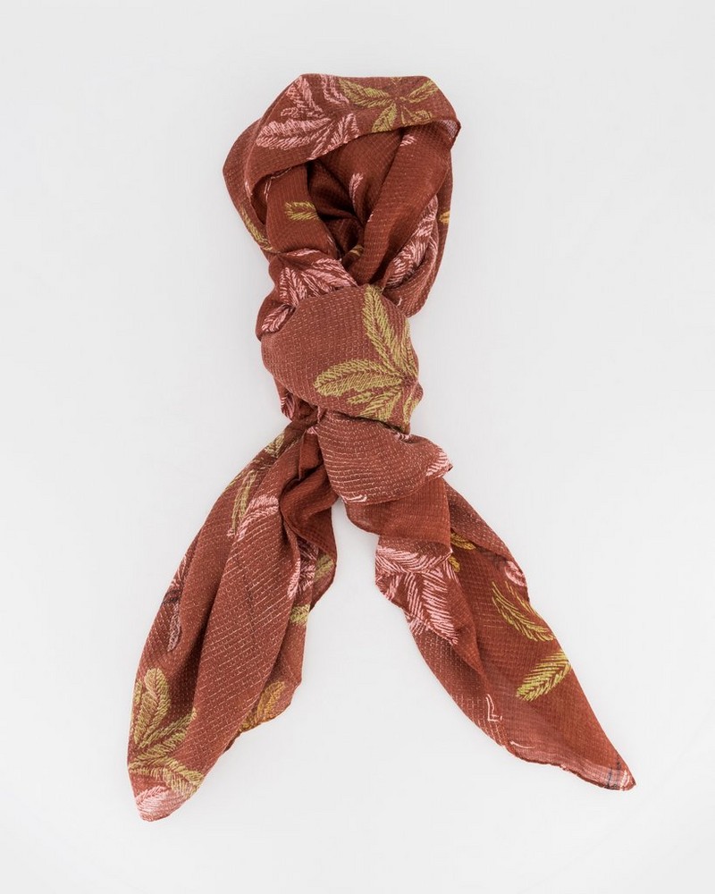Women's Aurelia Textured Scarf