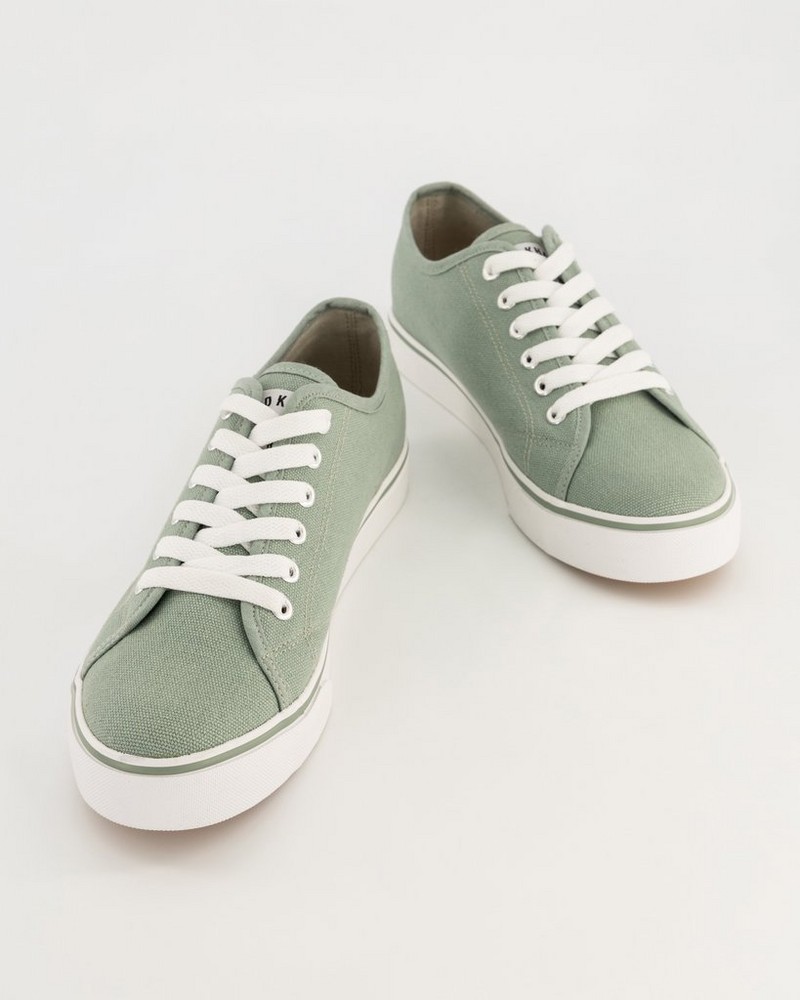 Women’s Kelsey Sneaker