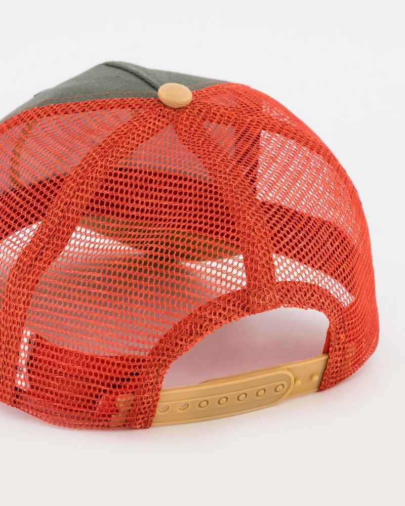 Men’s Griffin Retro Badge Trucker Cap