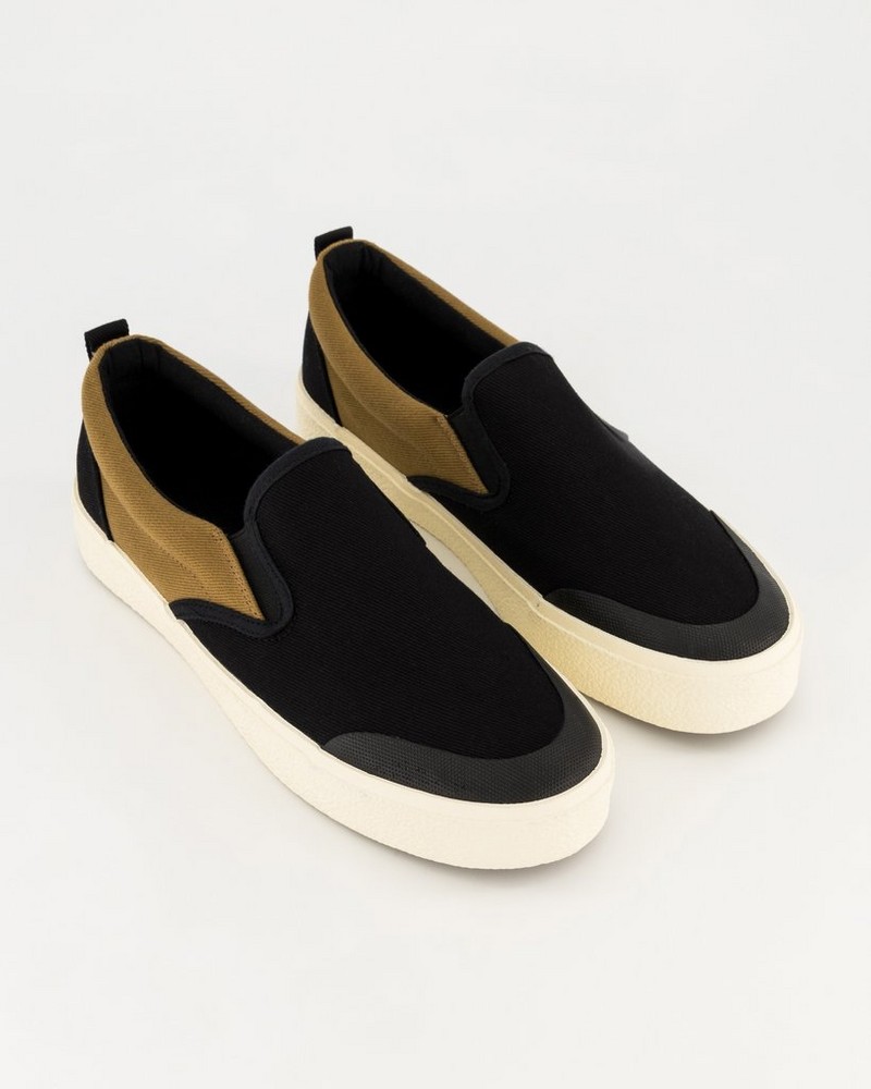 Men’s Zeus Sneaker