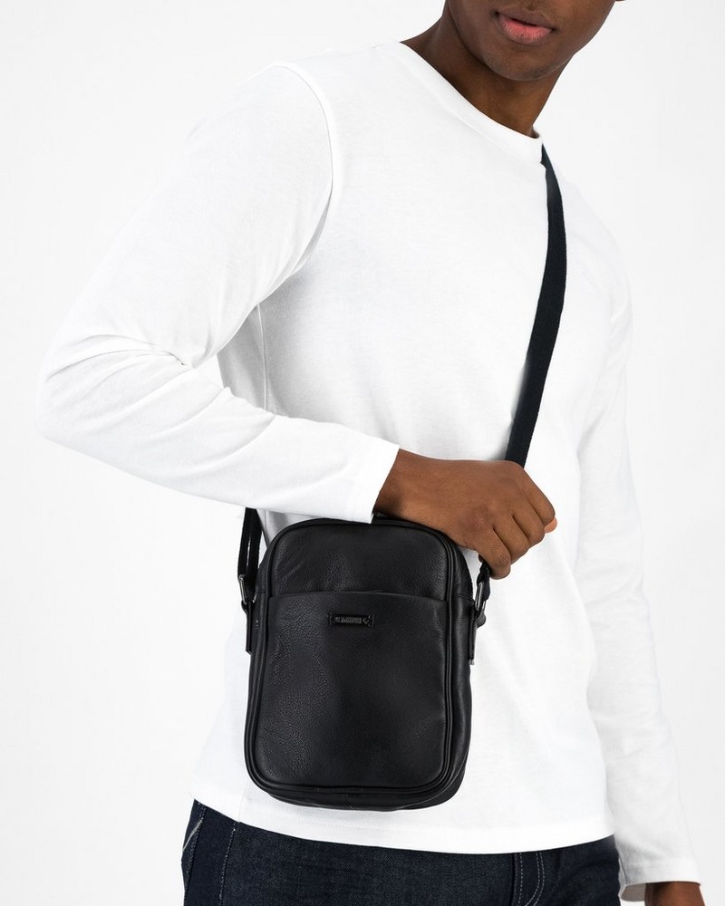 Men’s Landon Leather Crossbody Bag