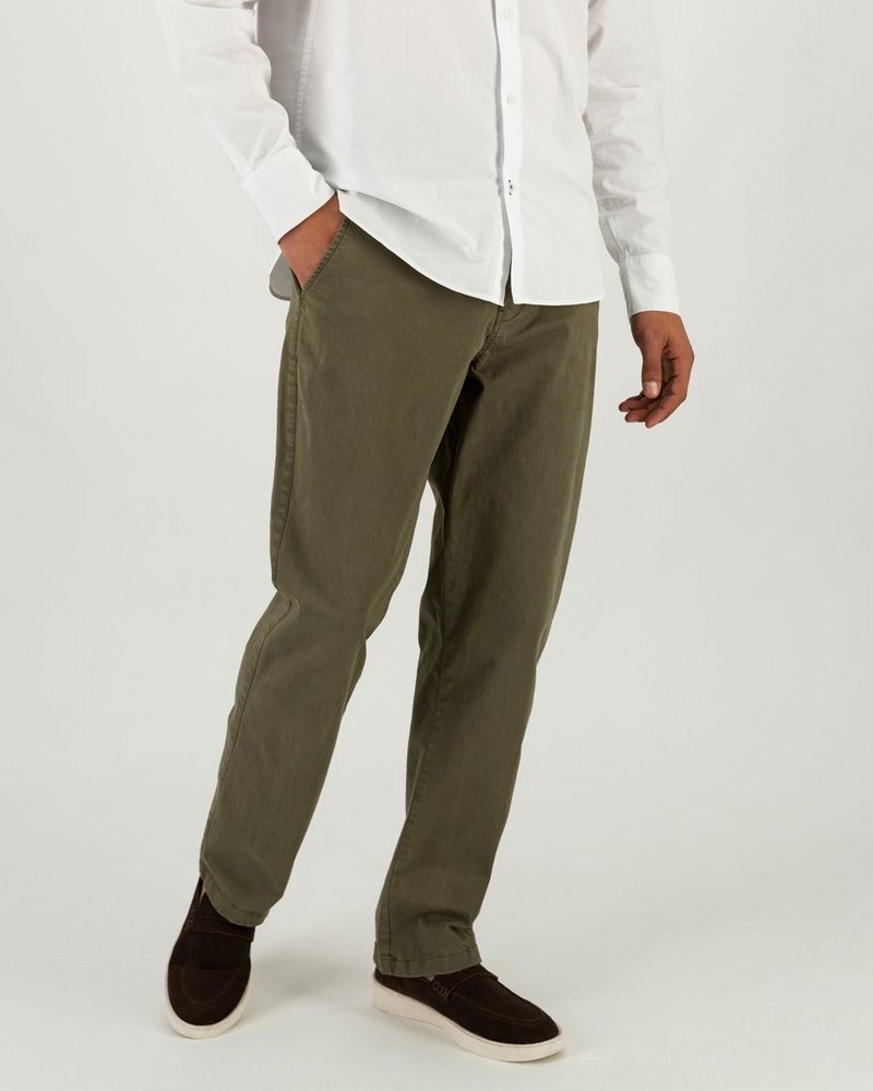 Men’s Leonard Chinos
