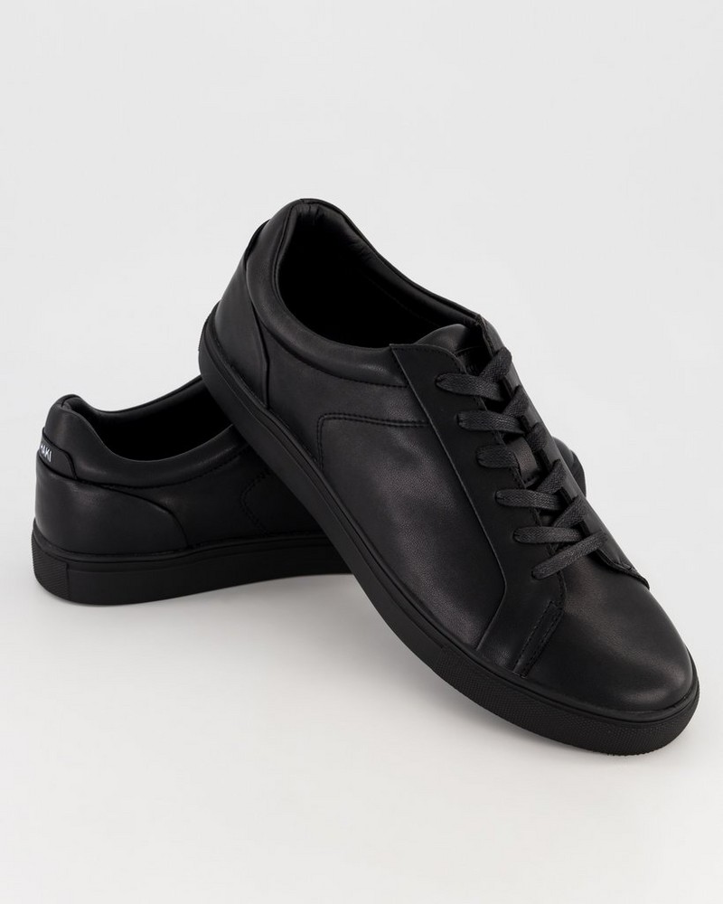 Men's Shaka Leather Sneaker