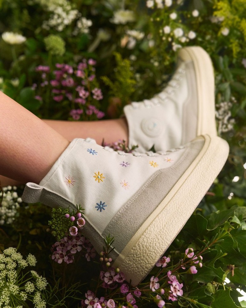 Women’s Elara Hi-Top Sneaker