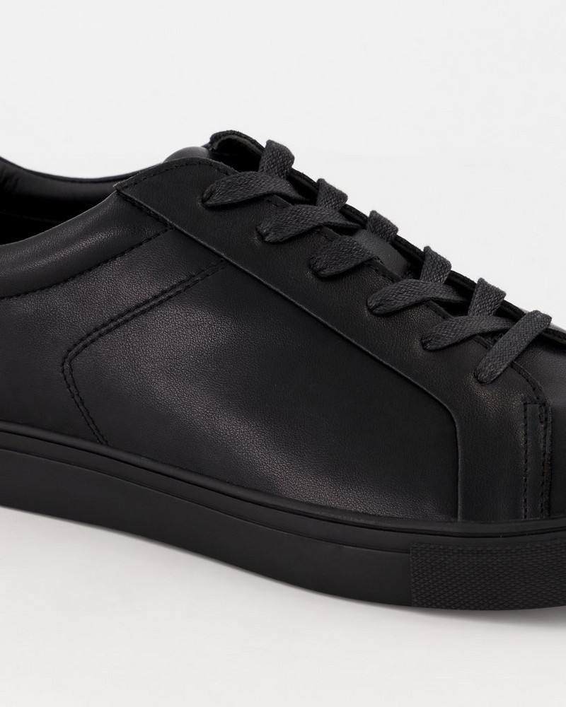 Men's Shaka Leather Sneaker