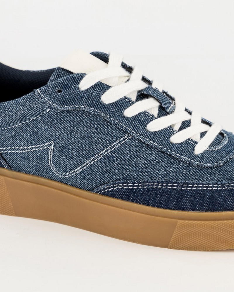 Women’s Liyana Sneaker