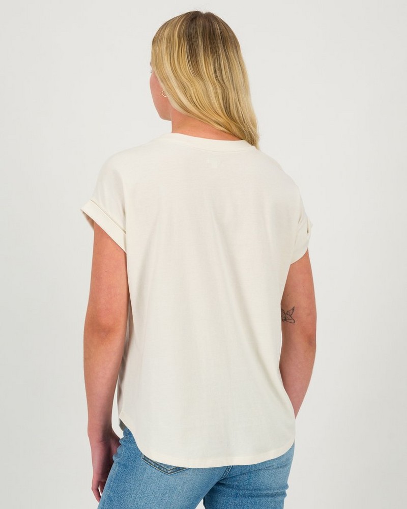 Women’s Aurora Applique T-Shirt