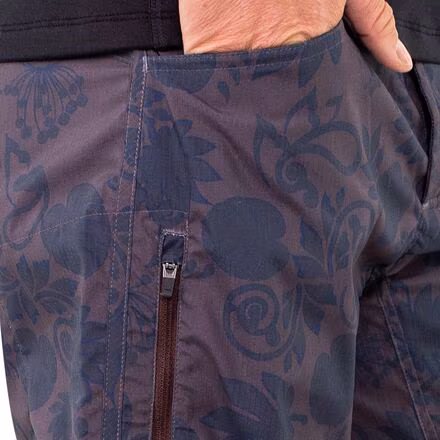 Savvy 11in Paisley Print Short - Women's