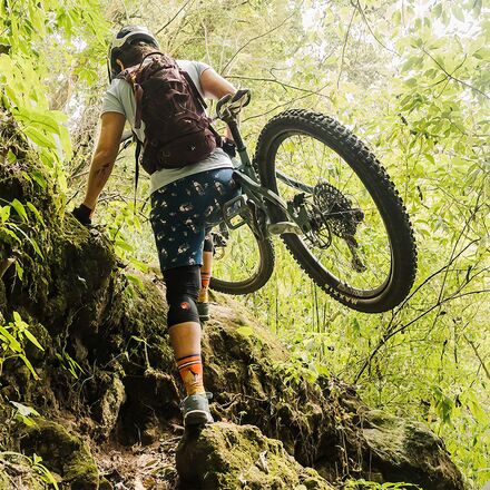 Limitless - Stretch Waistband High-Rise 11in Short - Women's