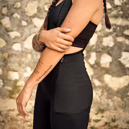 Beyond Gravel Cargo Bib Short - Women's