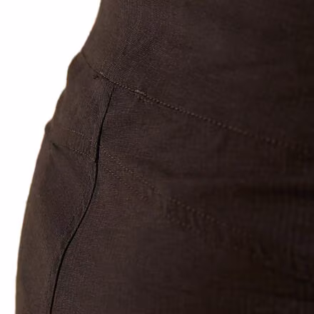 Savvy Short - Women's