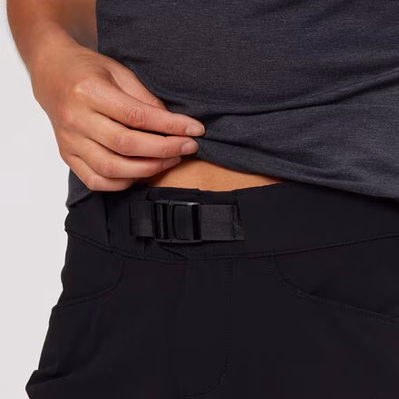 V'Al 2 Short - Women's