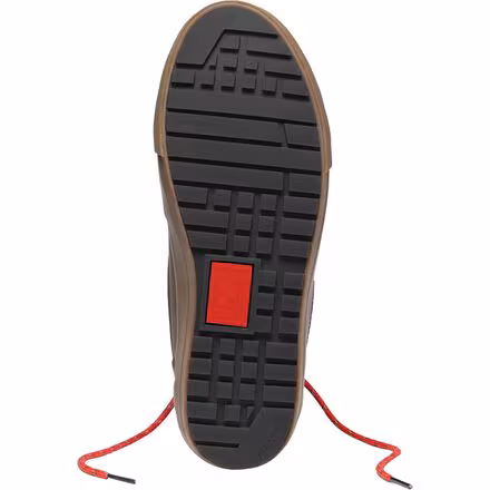 Storm 415 Traction Boot - Men's