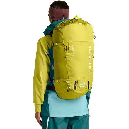 Peak Light S 38L Backpack