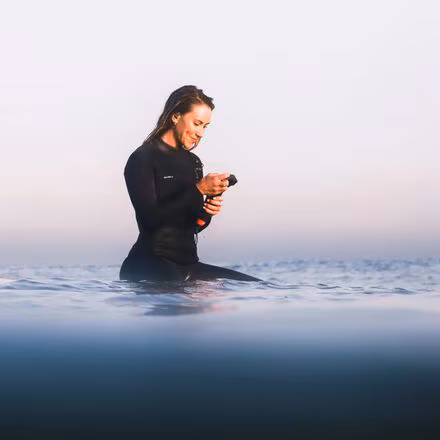 The Handler (Floating Hand Grip)
