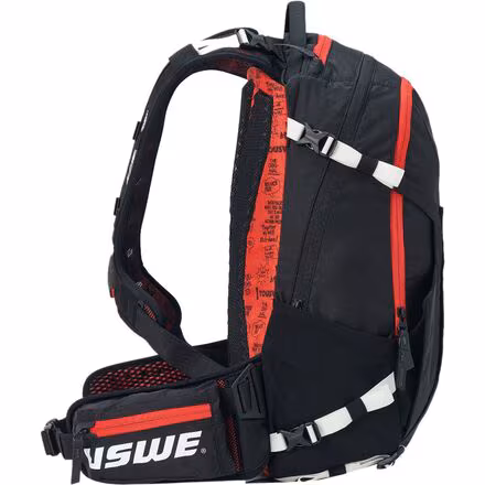 Flow 16L Protector Backpack