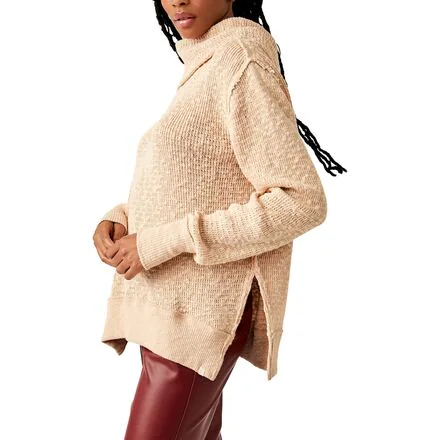 Tommy Turtle Sweater - Women's