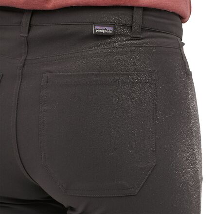 Skyline Traveler Short - Women's