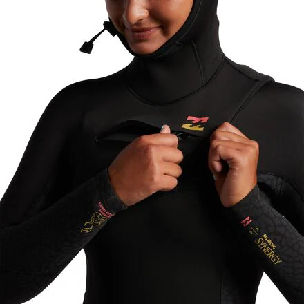 5/4mm Synergy Hooded CZ Full Wetsuit - Women's