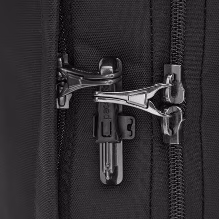 Metrosafe X 16in Commuter Backpack