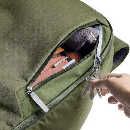 Transit 28L Backpack