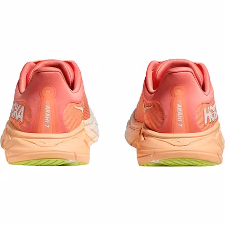 Arahi 7 Running Shoe - Women's