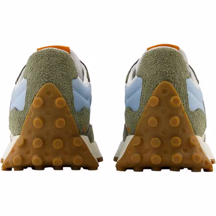 327 Contemporary Shoe