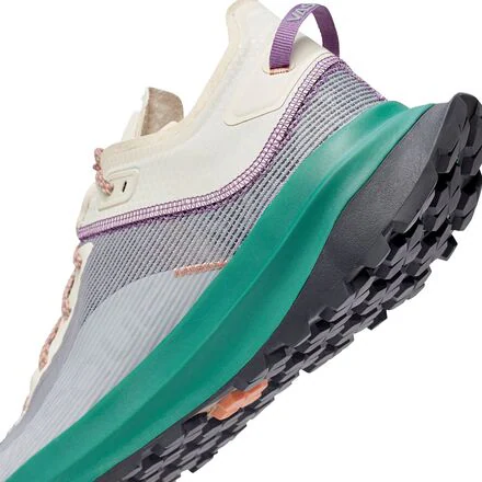 Here Low Shoe - Women's