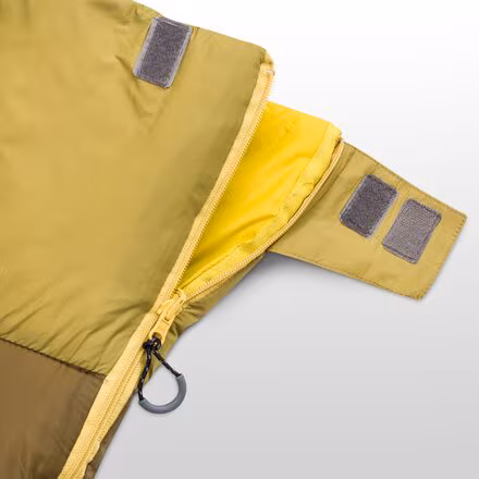 Groundwork Double Sleeping Bag: 20F Synthetic