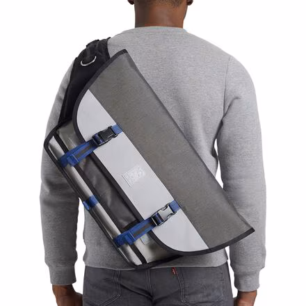 Citizen 28L Messenger Bag