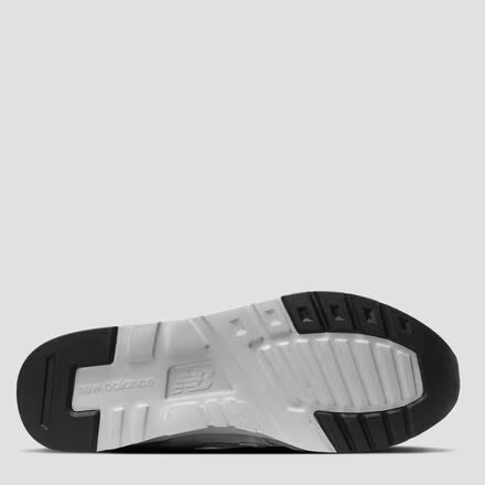 997H Classic Shoe - Men's