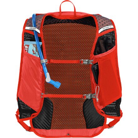 Octane 16L With Fusion 2L Hydration Pack