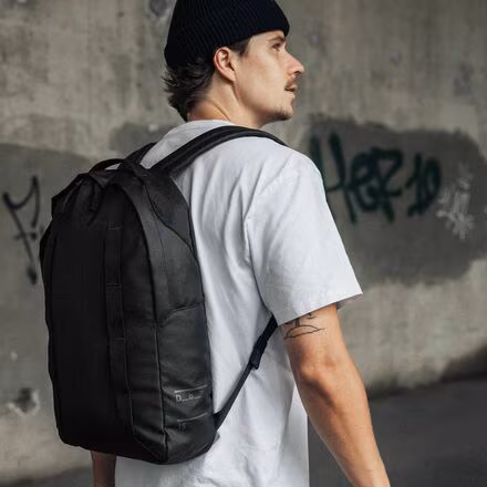 Skate Essential 15L Backpack
