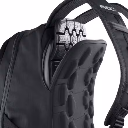 Commute Pro 22 Backpack