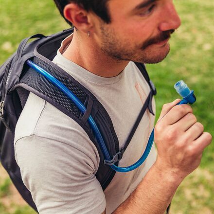 Inertia 18L H2O Hydration Pack